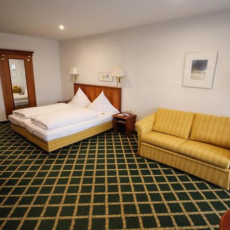Ringhotel Zum Goldenen Ochsen Stockach Bagian luar foto